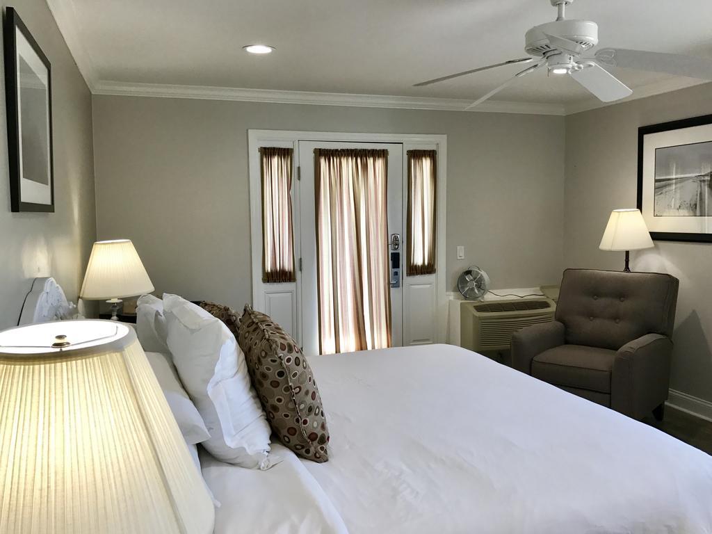 Kenny'S Tipperary Inn Montauk Zewnętrze zdjęcie